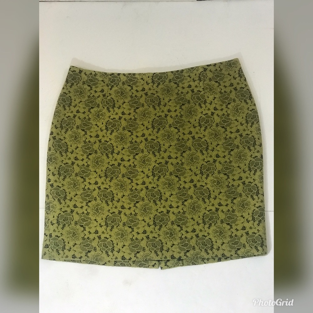 Boden fitted skirt